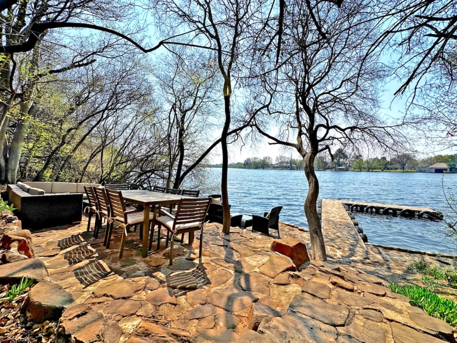4 Bedroom Property for Sale in Boschenvaal River Front Lodges Free State